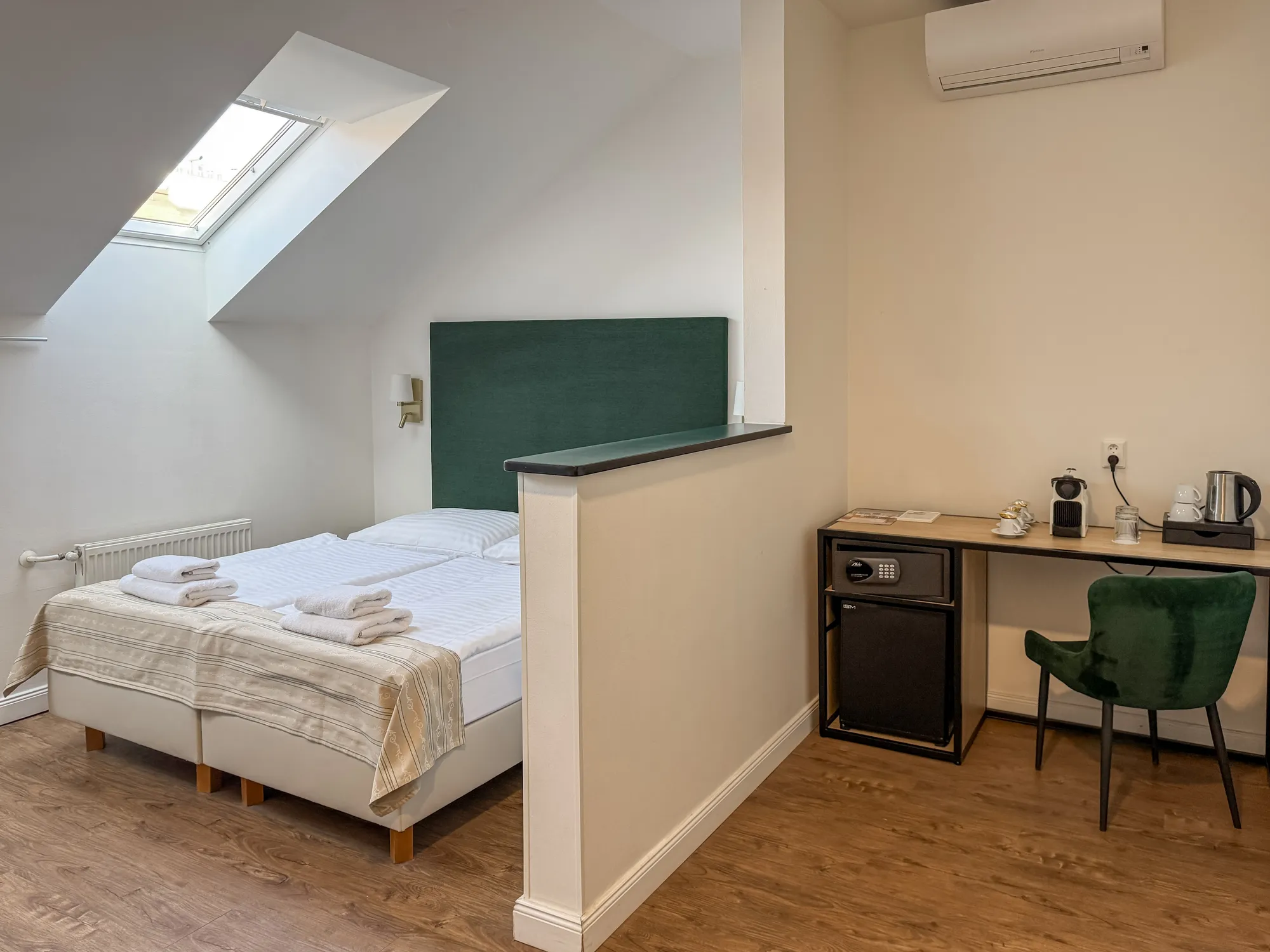 Náhled galerie Podkrovní pokoj Comfort 2